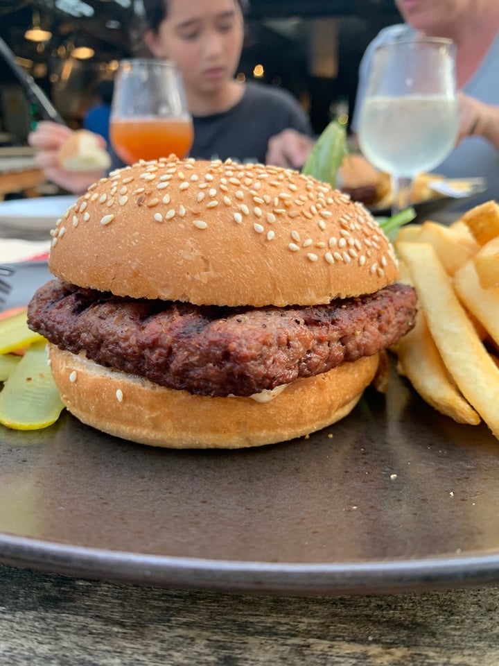 review photo of Little Island Brewing Co impossible burger shared by @yasminchia on 04 Feb 2021 - review