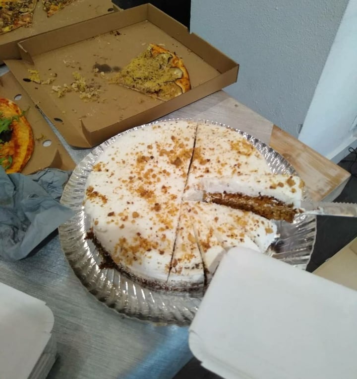 photo of La Besneta Carrot Cake vegano shared by @nuriaolme on  03 Jul 2019 - review