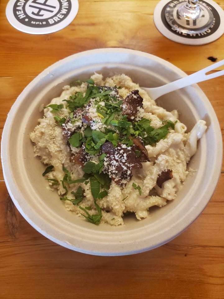 photo of Reverie Mobile Kitchen (Food Truck) Smoked Gouda Mac and Cheeze shared by @jenicalyonclapsaddle on  22 Jul 2019 - review