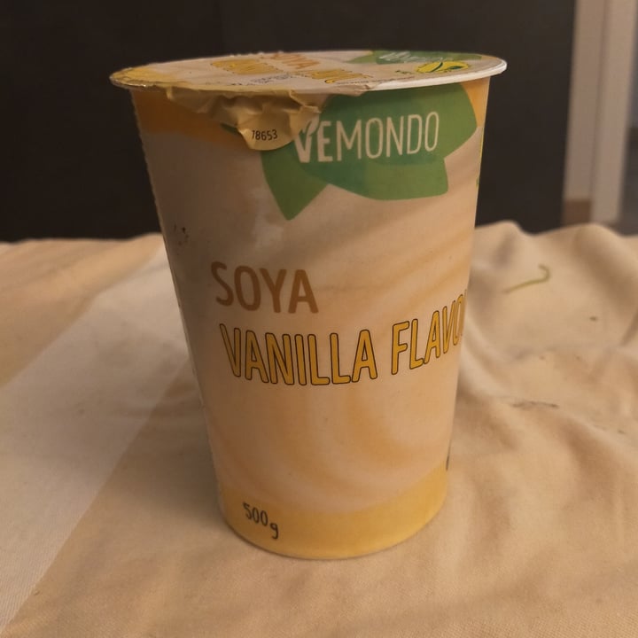 photo of Vemondo yogurt alla vaniglia shared by @ginlemon on  09 Oct 2022 - review