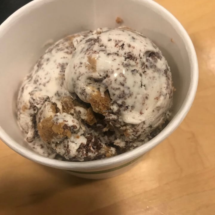 photo of Karma Cream Any of the ice cream flavors in vegan cooler side ! shared by @amandaweissman on  05 Apr 2022 - review