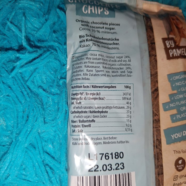 review photo of Naturally Pam Chocolate chips shared by @veganfor on 15 Dec 2022 - review