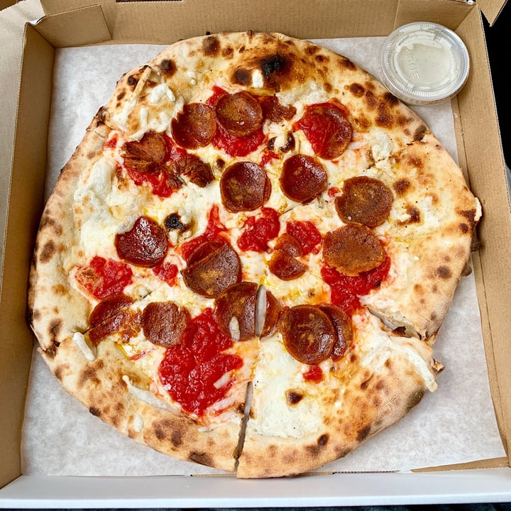 review photo of Baby Blue Woodfired Pizza Pepperoni Pizza shared by @dilloneats on 26 Jun 2020 - review