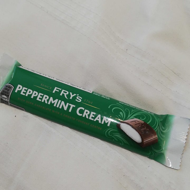 review photo of Fry's Chocolate Fry's Peppermint Cream shared by @nics on 01 Aug 2021 - review