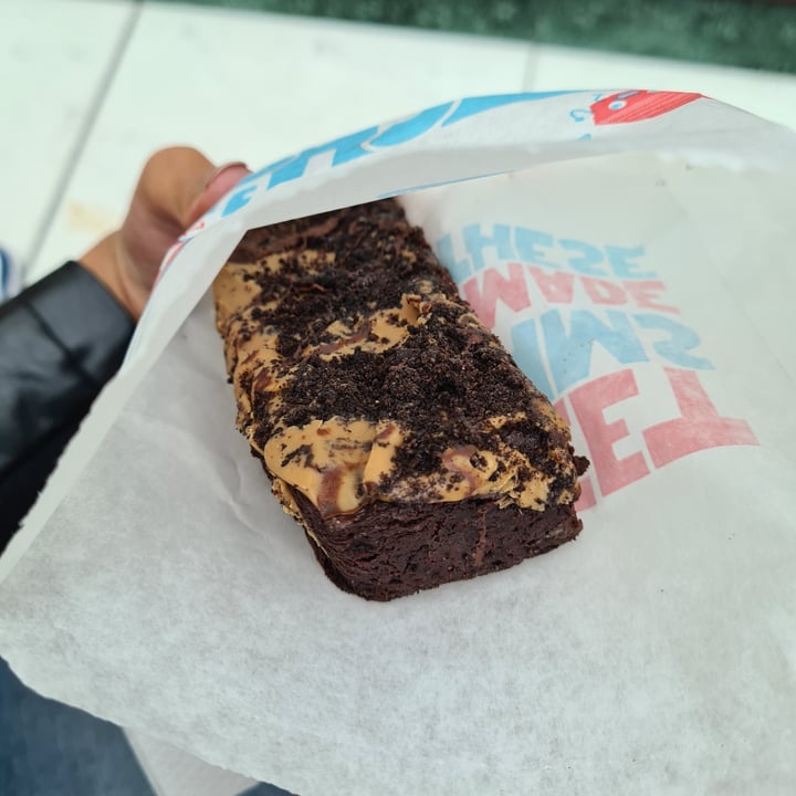 photo of Batch'd vegan oreo brownie shared by @ishara- on  29 Jul 2022 - review