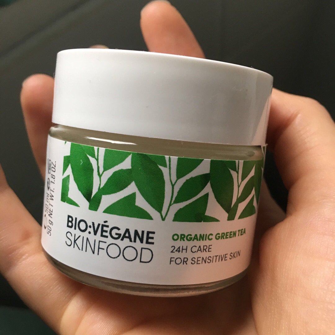 BioVégane SKINFOOD Organic green tea 24h care for sensitive skin