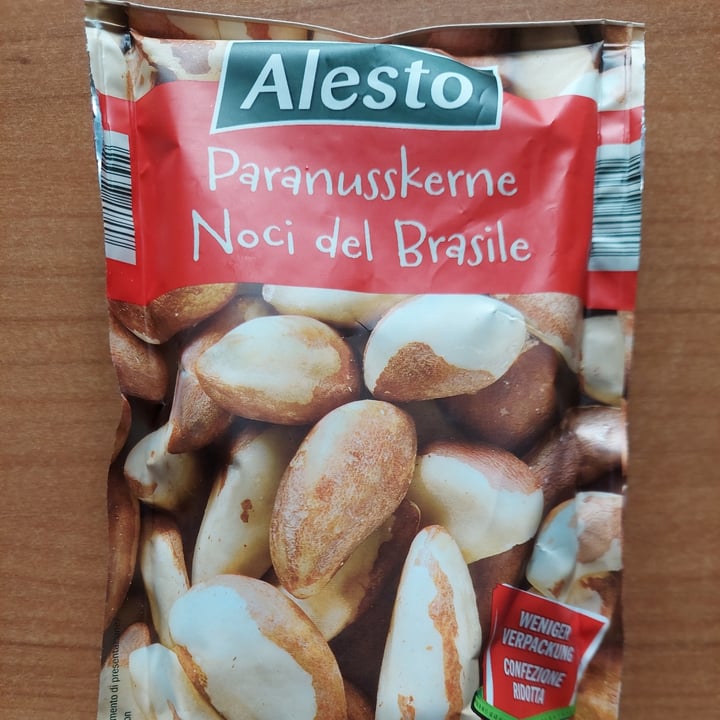 review photo of Alesto Noci del brasile shared by @momyx22 on 31 Mar 2022 - review