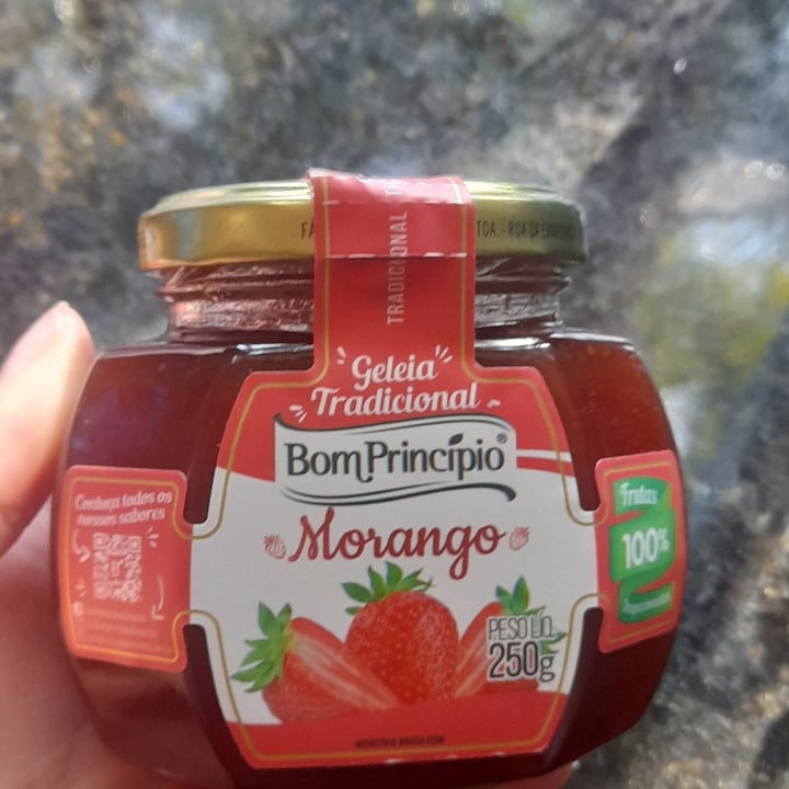 review photo of Bom principio Geleia de Morango shared by @perllasiqueira on 19 Jun 2022 - review