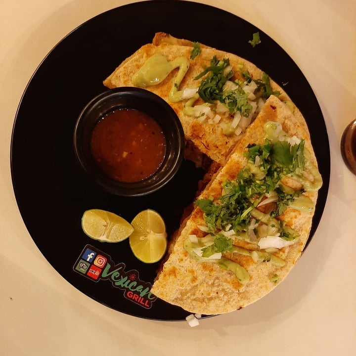 photo of Vexican Grill tacos shared by @vegangurrl on  19 Sep 2022 - review