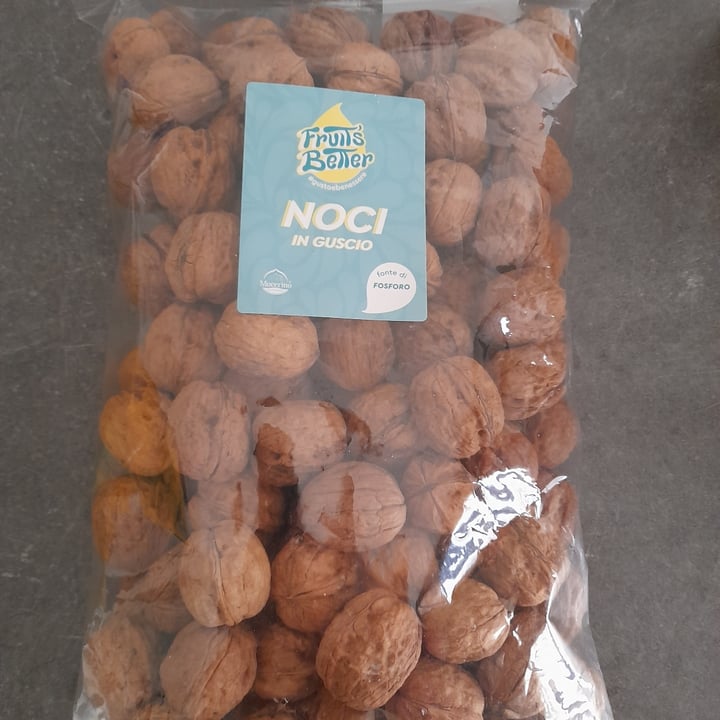 photo of Fruit's better noci in guscio shared by @ritamagni on  02 May 2022 - review