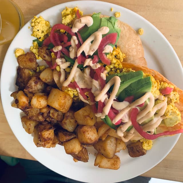「Huevos Rancheros」の料理の写真