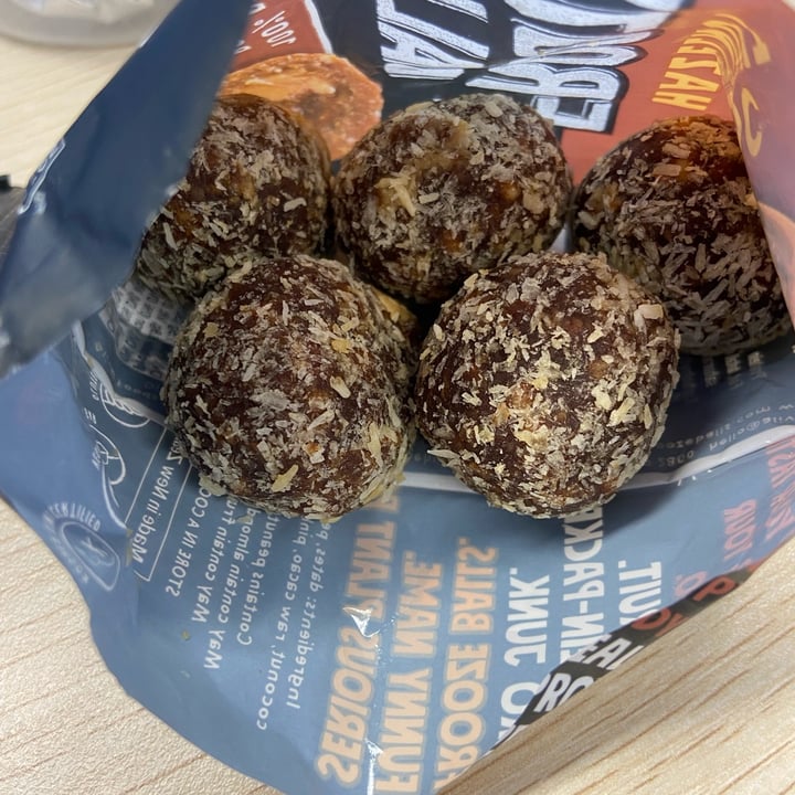 photo of Frooze Balls Cranberry plant powered energy balls shared by @jot on  25 Oct 2021 - review