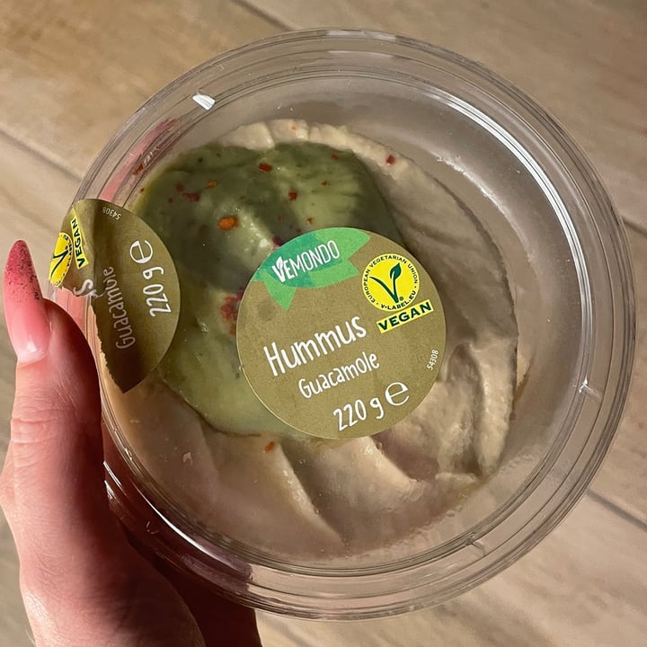 photo of Vemondo Hummus Guacamole shared by @stregasalamander on  08 Sep 2022 - review