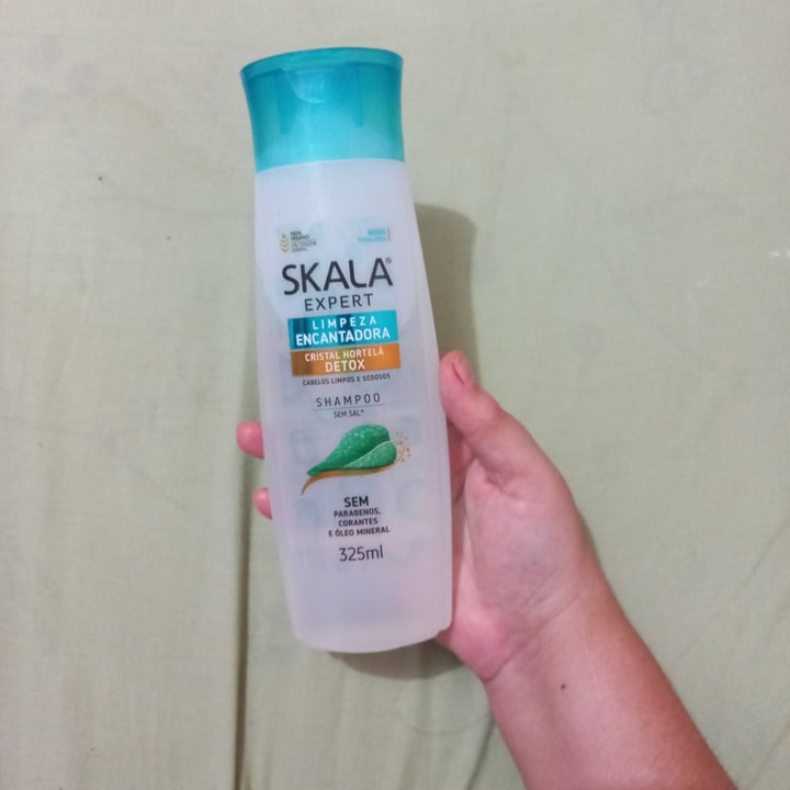photo of Skala Shampoo Cristal Hortelã Detox shared by @yaskara on  25 Apr 2022 - review