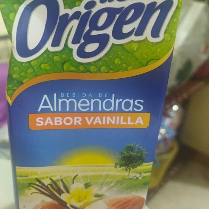review photo of Celema Bebida de Almendras Del Origen shared by @saracuervo on 15 Nov 2021 - review