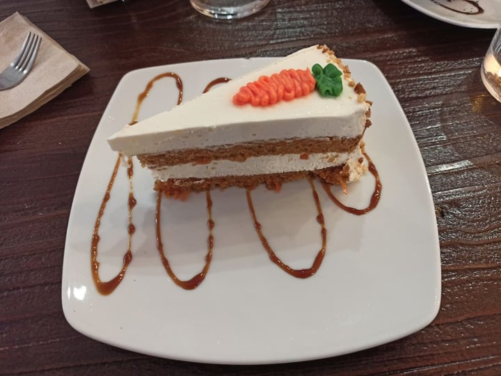 photo of Freedom Cakes Carrot cake shared by @veggienning on  23 Feb 2020 - review