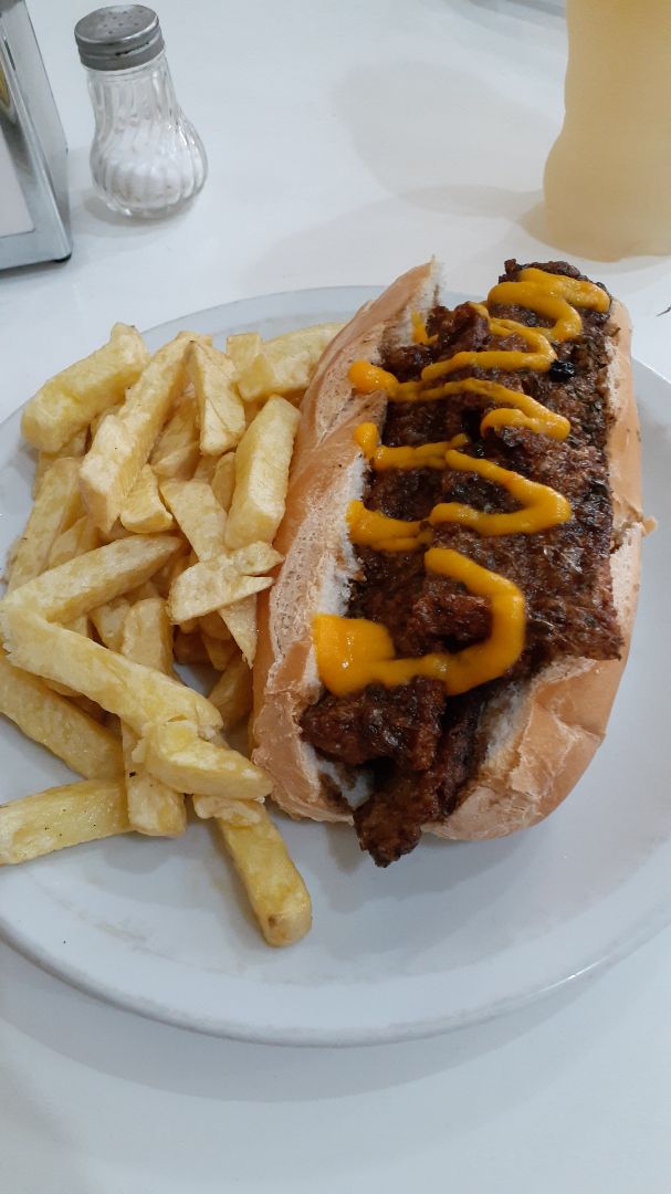 photo of Loving Hut Microcentro Cheese steak shared by @tales on  05 Mar 2020 - review