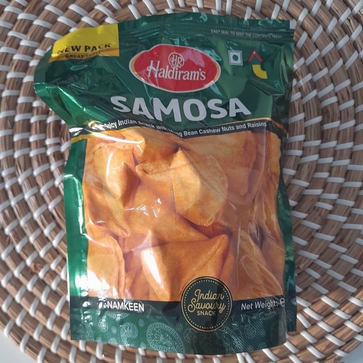 photo of Haldiram’s Samosa shared by @danielgl on  27 Oct 2022 - review