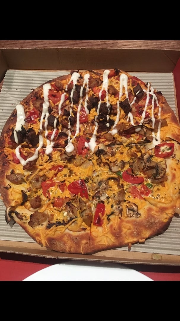 review photo of Marion Dial A Pizza Combination Yiros And Creamy Chicken Pizza shared by @taylorwhitington on 01 Feb 2020 - review