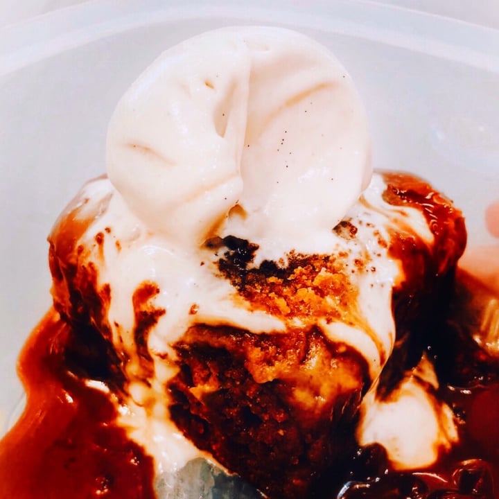 photo of Privé Paragon Apple & Cinnamon Blondie shared by @consciouscookieee on  12 Jan 2021 - review