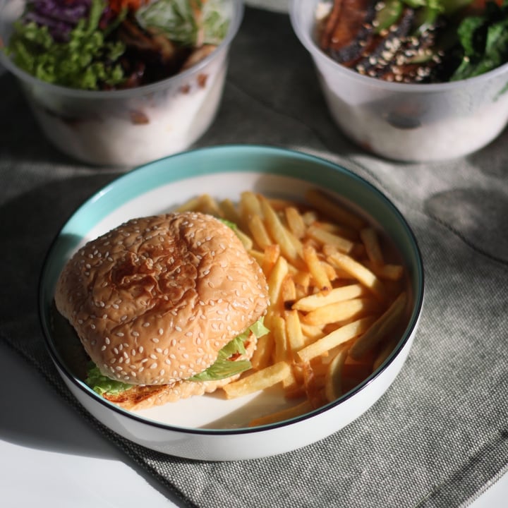 photo of Japanita Vegetarian Crusine 日意素食料理 Burger Set Meal shared by @heyanajonessy on  04 Mar 2021 - review