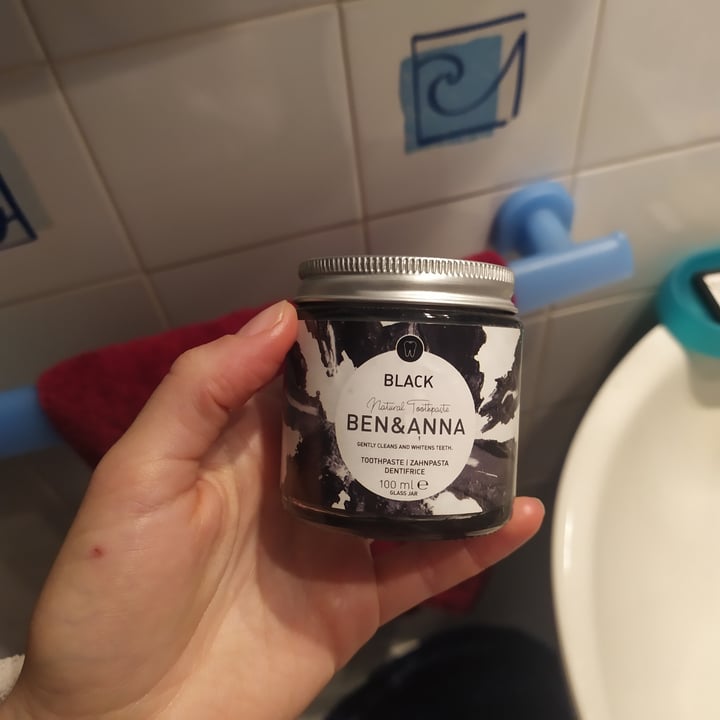 photo of Ben & Anna Black natural toothpaste shared by @laviniao on  15 Mar 2022 - review
