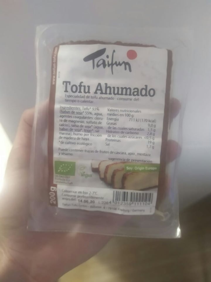 photo of Taifun Tofu ahumado shared by @sthr on  22 May 2020 - review