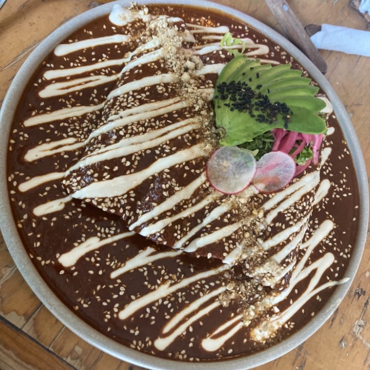 review photo of La Flaca Enmoladas shared by @ilean10 on 04 Oct 2022 - review