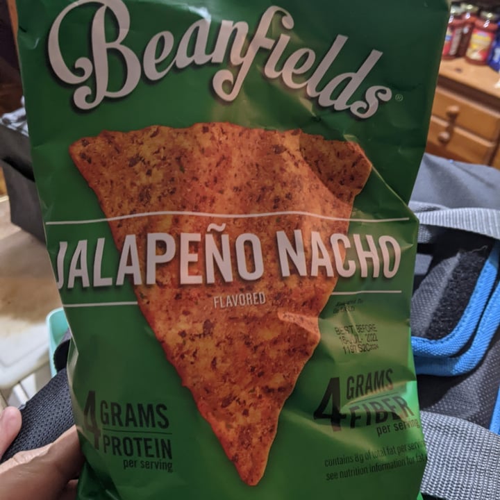 review photo of Beanfields JALAPEÑO NACHO BEAN CHIPS shared by @hipptripp on 14 Dec 2021 - review