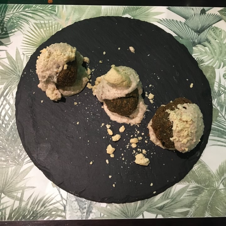 photo of Piperita Polpette vegan ai friarelli su crema di taralli shared by @ross22 on  04 Dec 2021 - review