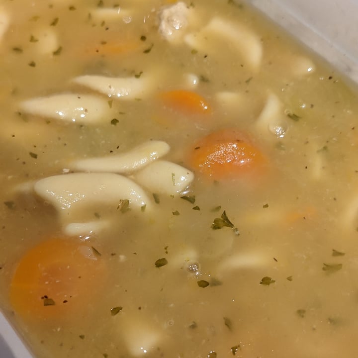 review photo of Gardein Chick’n Noodl’ Plant-Based Soup shared by @shreyups on 29 Dec 2022 - review