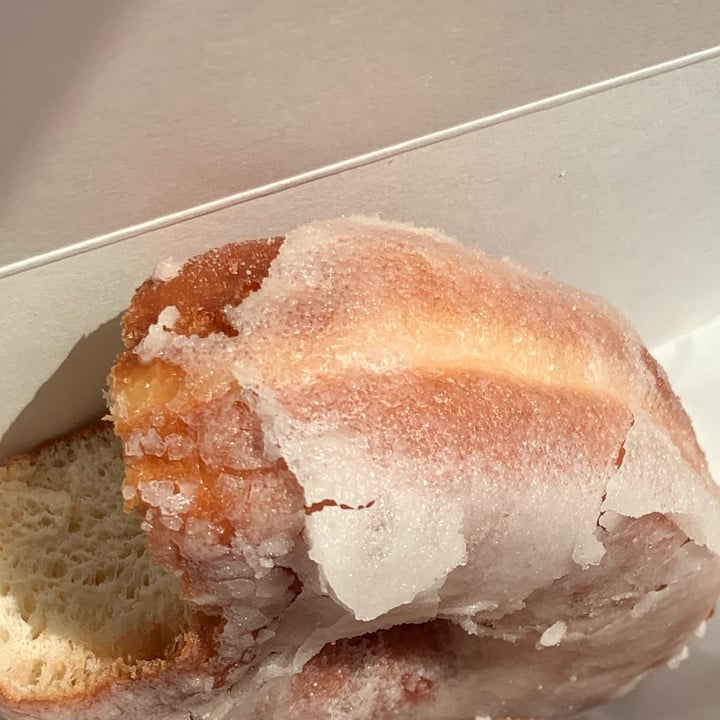 photo of Stan's Donuts Vegan Glazed Donut shared by @iloveteady on  27 Aug 2021 - review