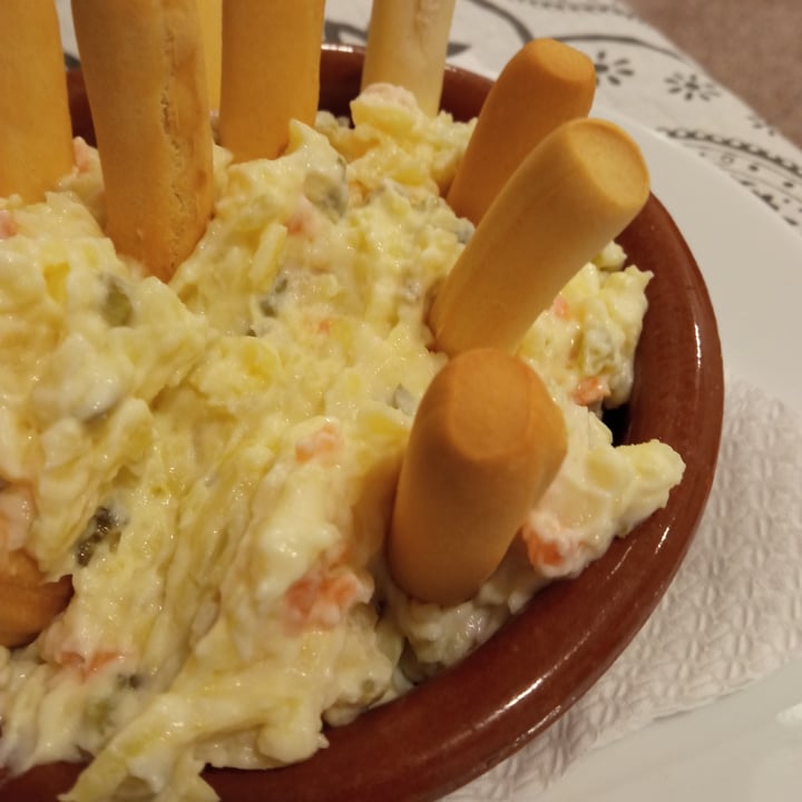 photo of Batoi Café Bar Ensaladilla Rusa shared by @luciaferrando99 on  13 Jun 2021 - review