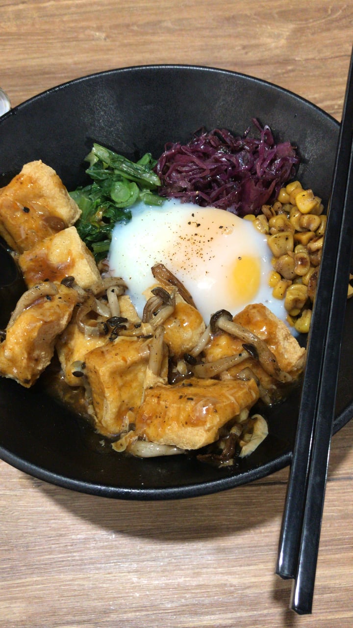 photo of Tasty Street Tofu bowl shared by @joytlq on  16 Mar 2018 - review