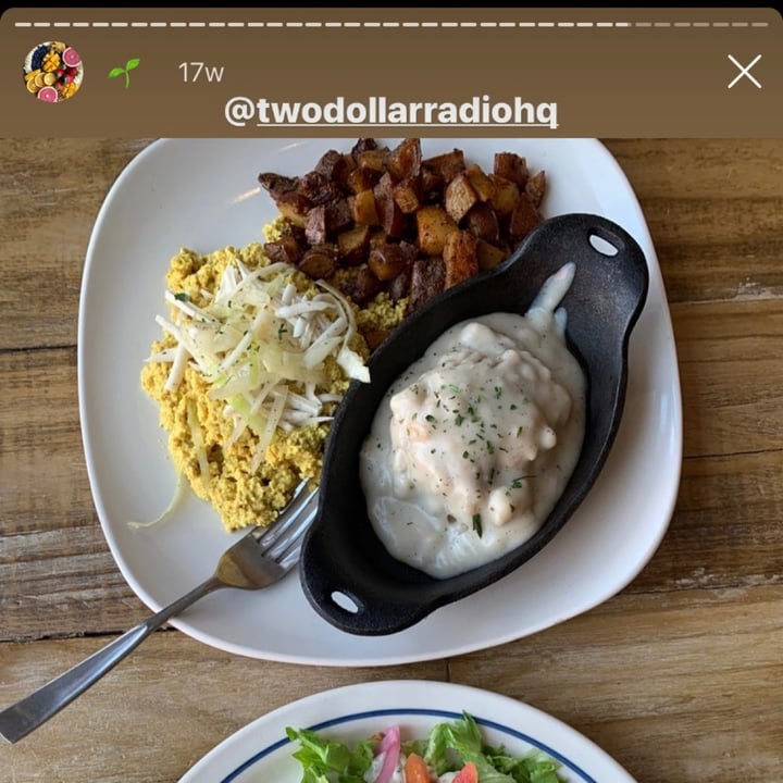 photo of Two Dollar Radio Headquarters Breakfast shared by @nnadolna on  15 Jun 2020 - review
