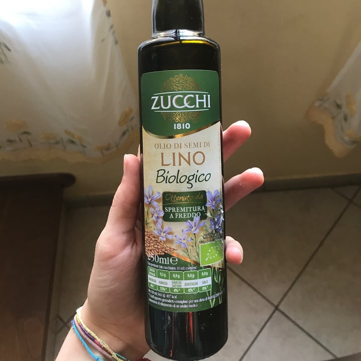photo of Zucchi olio di semi di lino shared by @veggyelena on  21 Mar 2022 - review