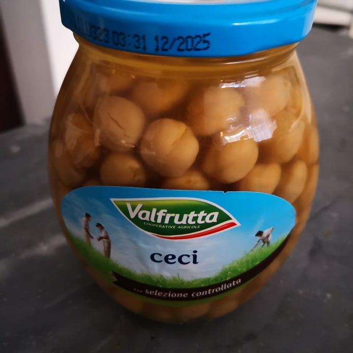 photo of Valfrutta Ceci Italiani shared by @veganica on  13 Jan 2022 - review