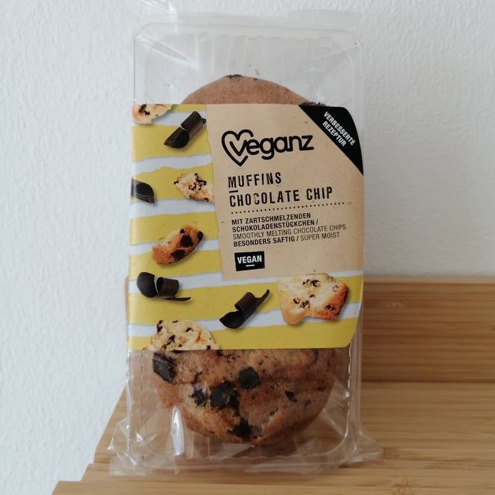 review photo of Veganz Muffins Chocolate Chip shared by @francescamomoli on 04 May 2022 - review