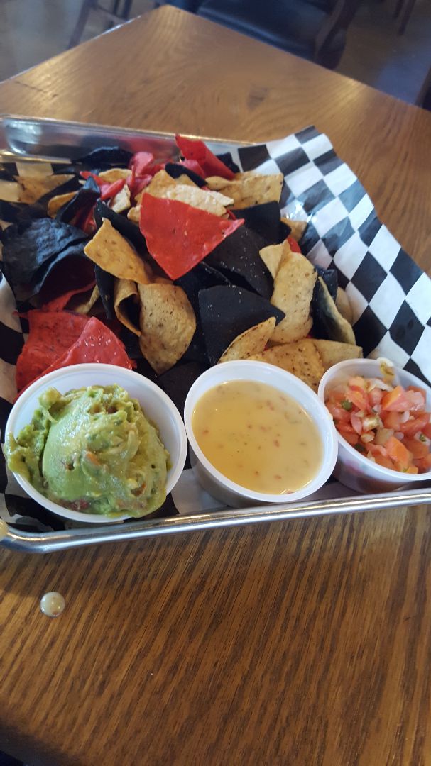 photo of Piggy Bank Vegan Nachos shared by @4thepiggies on  28 Apr 2019 - review