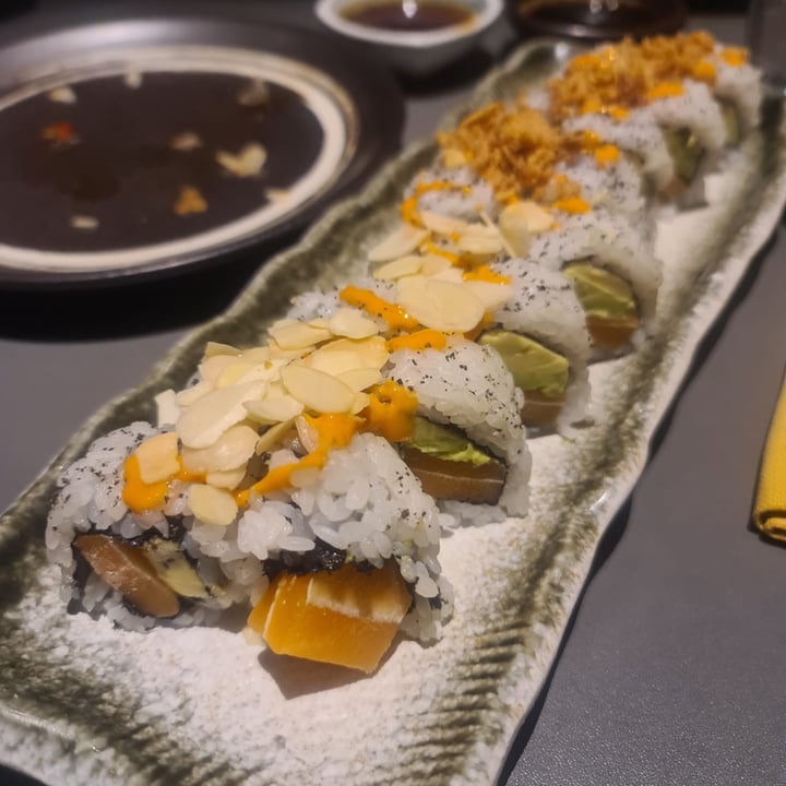 review photo of Mun Sushi Bar - Roma Vegan Sushi Mix shared by @testes on 20 Apr 2022 - review