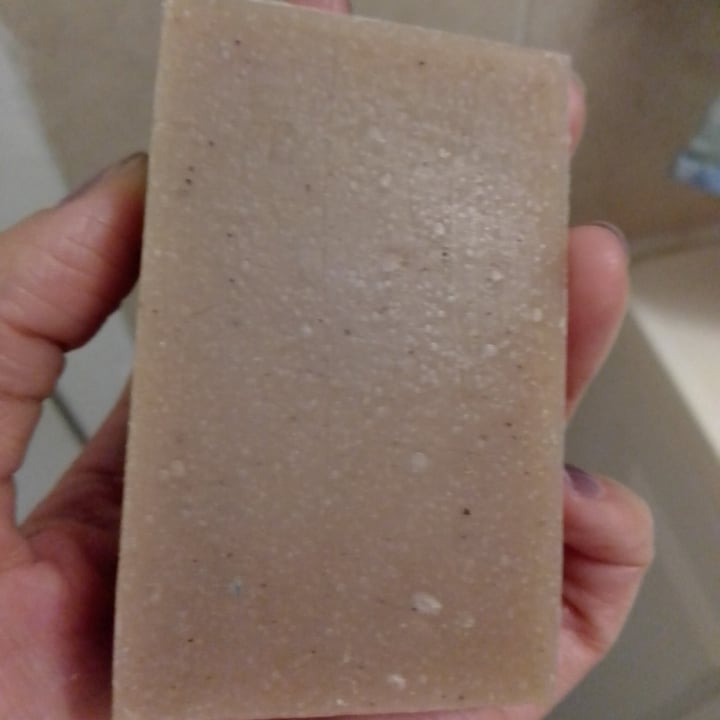 review photo of Uiixol Jabón Vegetal De Almendra shared by @advime on 22 Nov 2021 - review