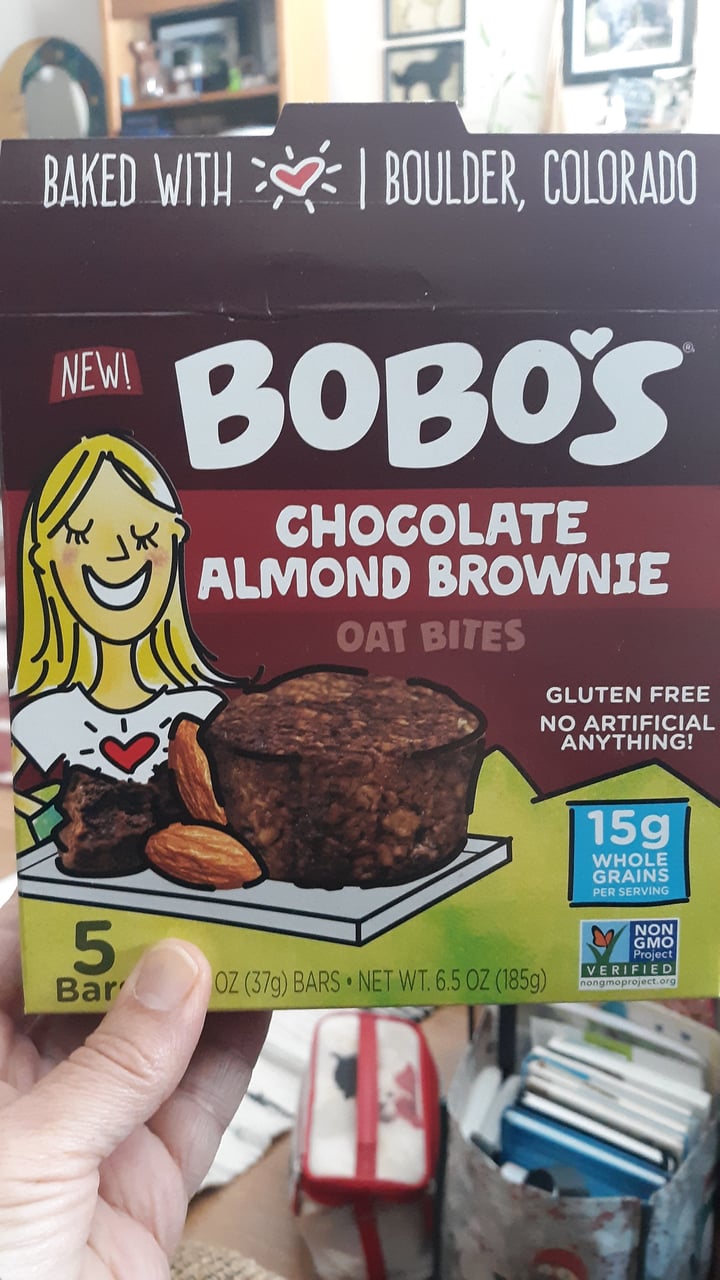 photo of Bobo's bobo's chocolate almond brownie oat bites shared by @tacojoe on  10 Mar 2022 - review
