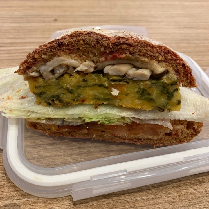 photo of Cedele Bakery Cafe - Novena Square Spinach Lentil Patty shared by @jashment on  18 Nov 2019 - review