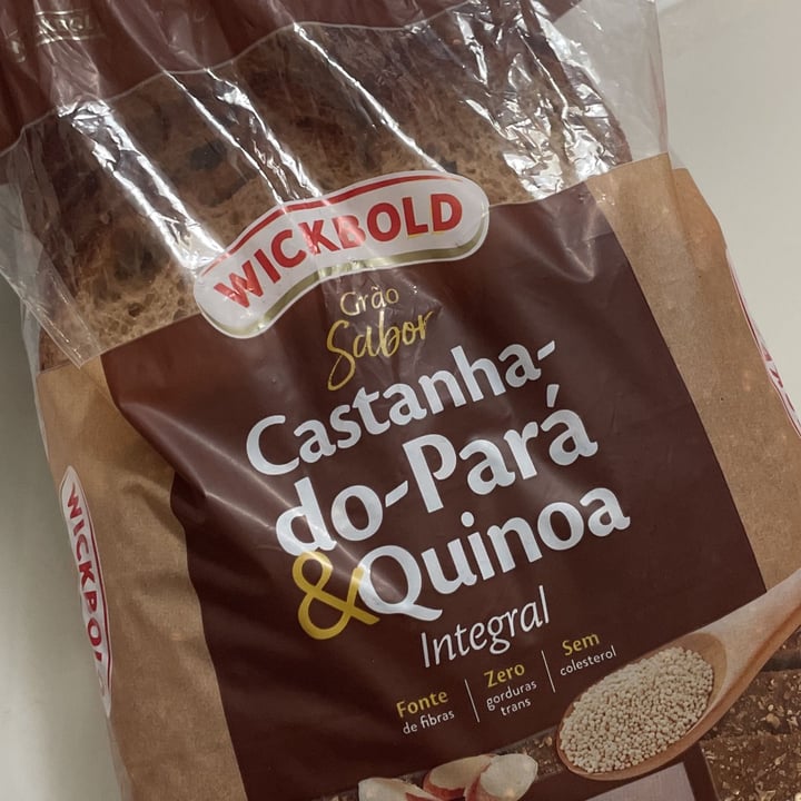 photo of Wickbold Pão de castanha-do-pará e quinoa shared by @luanagardin on  30 Jan 2022 - review