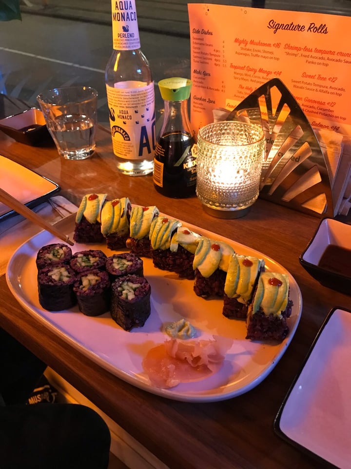 photo of Vegan Sushi Bar Signature Rolls shared by @bloemloete on  29 Feb 2020 - review