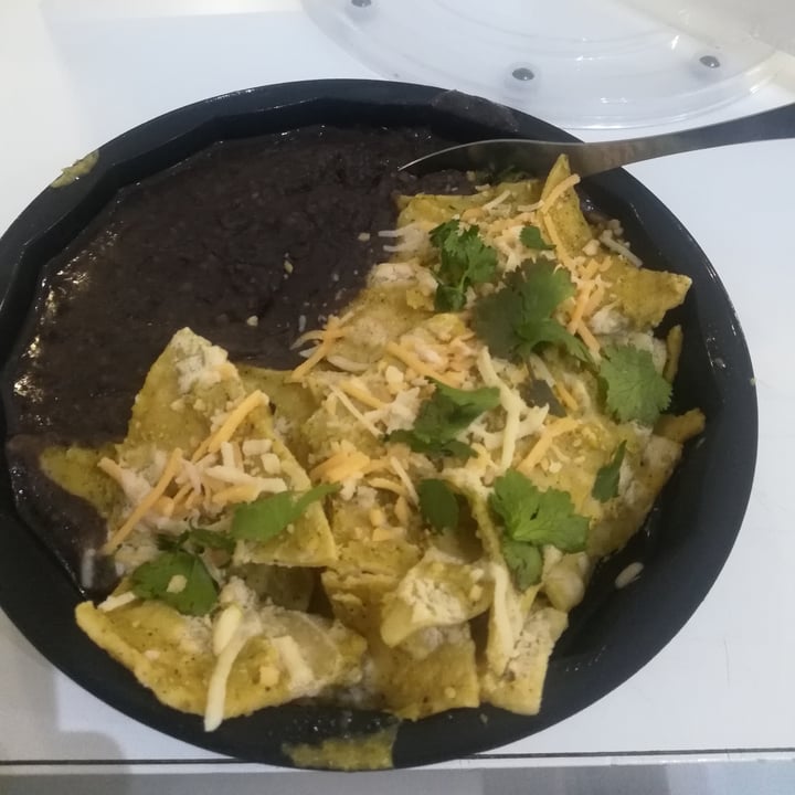 photo of Casamor Chilaquiles shared by @crisvegan on  18 Dec 2020 - review