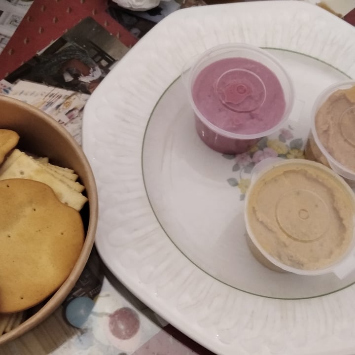 photo of Clandestino Urban food & music Hummus shared by @kristinamcfield on  30 Oct 2020 - review