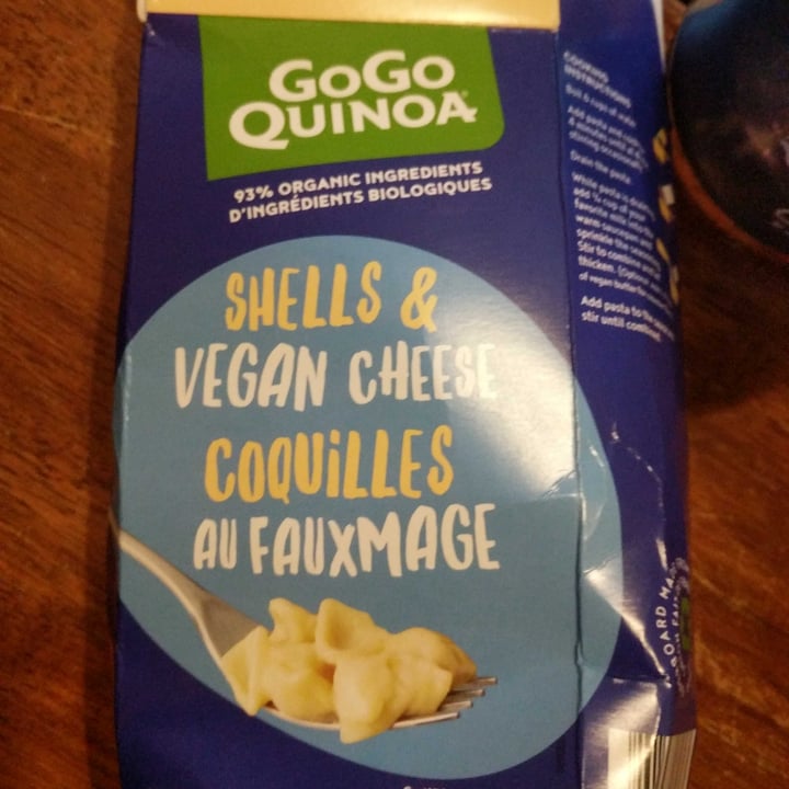 photo of GoGo Quinoa Shells & Vegan cheese shared by @lempiredeschats on  02 Dec 2021 - review