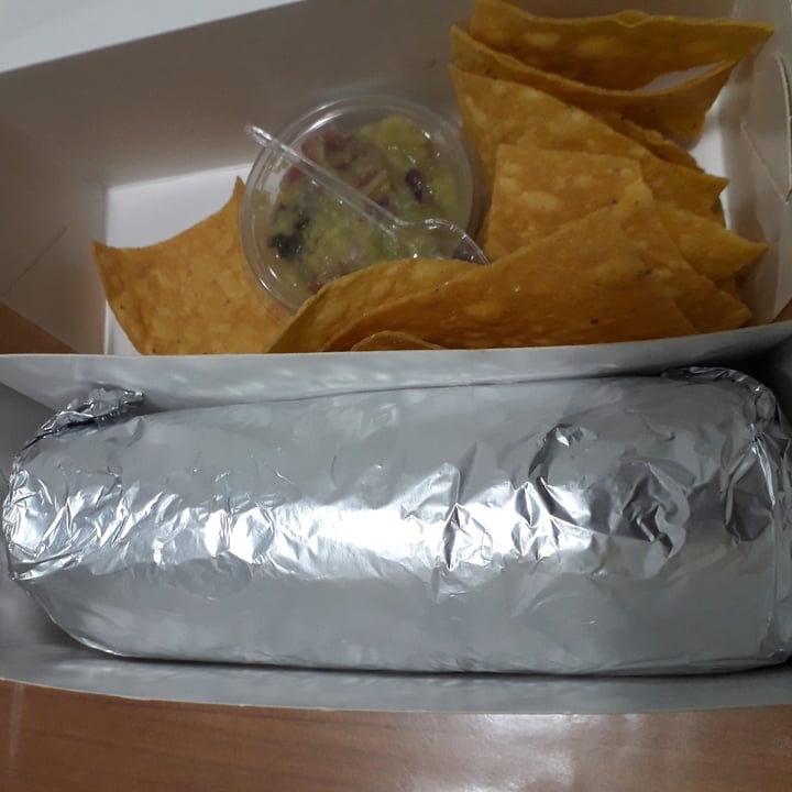 photo of Moochacho (Trindade) Burrito Vegano Ripper shared by @samimogs on  03 Jul 2022 - review