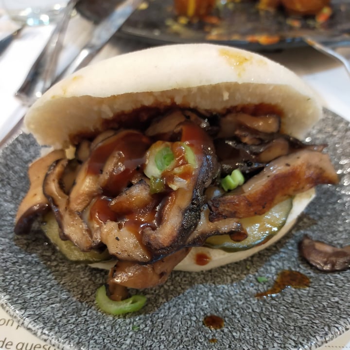 photo of Restaurante Vegetariano OCHO_Errenteria Pan Bao shitake shared by @noevegan on  30 Jul 2021 - review